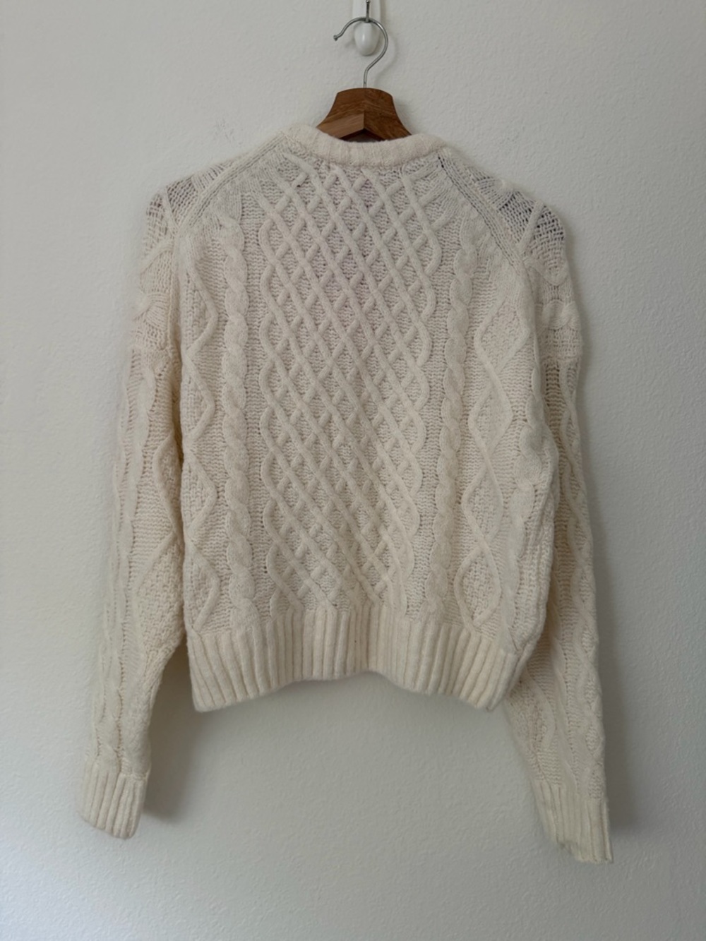 Pink Rose NWT Cable Knit Soft Pullover Sweater Size Small S White Cozy Neutral - Picture 3 of 10